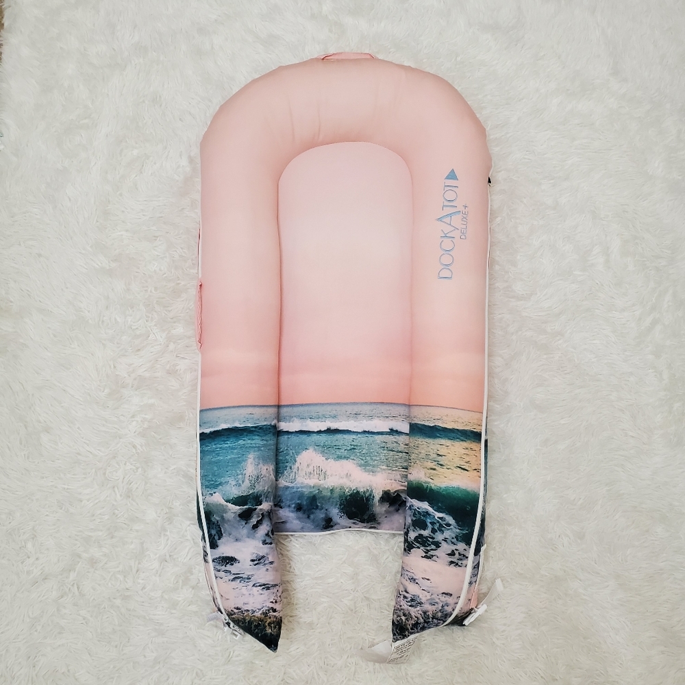 DockATot Deluxe+ and 2 covers